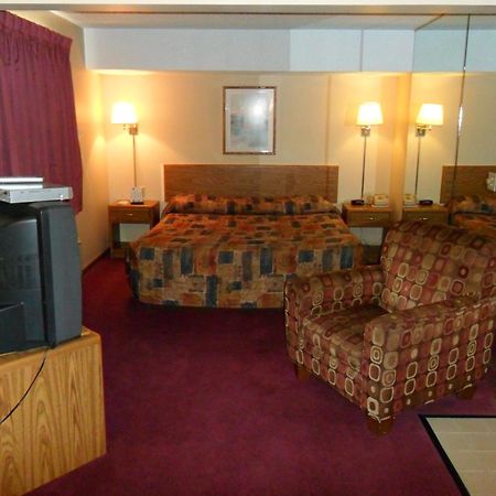 Super 8 By Wyndham Chadron Ne Ξενοδοχείο Εξωτερικό φωτογραφία