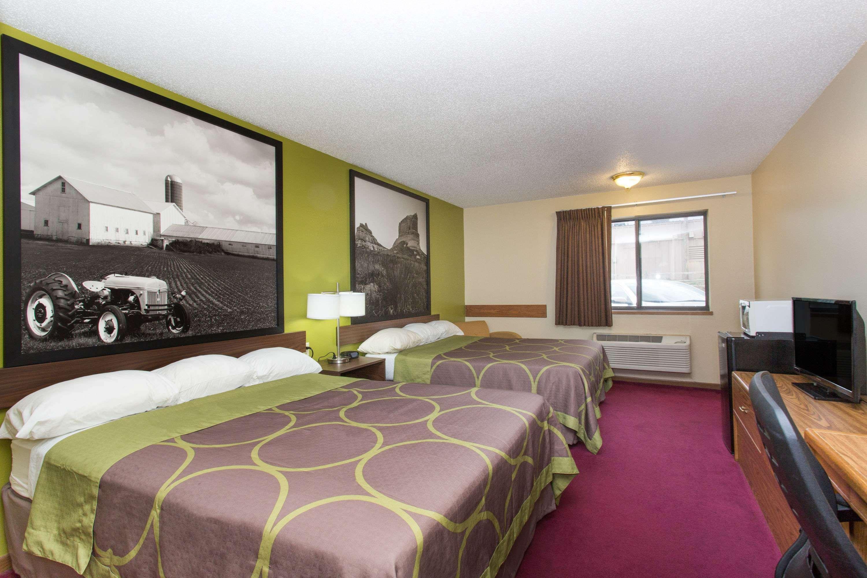 Super 8 By Wyndham Chadron Ne Ξενοδοχείο Εξωτερικό φωτογραφία